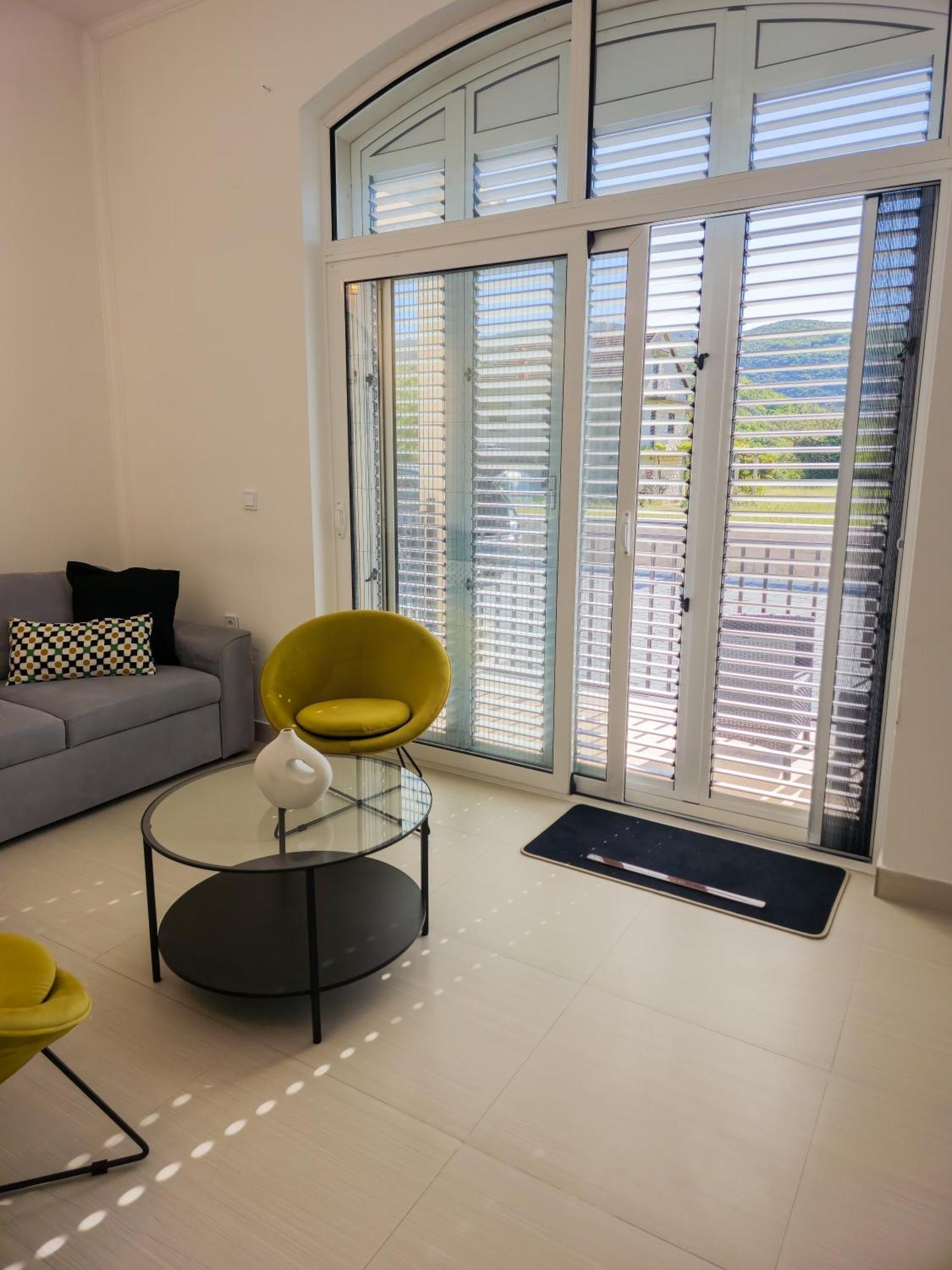 Boulevard Apartments Cattaro Esterno foto